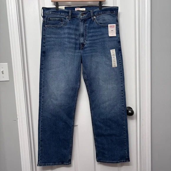 Medium Wash Loose Jeans | Levi’s Signature W36 L32 - Picture 13 of 13